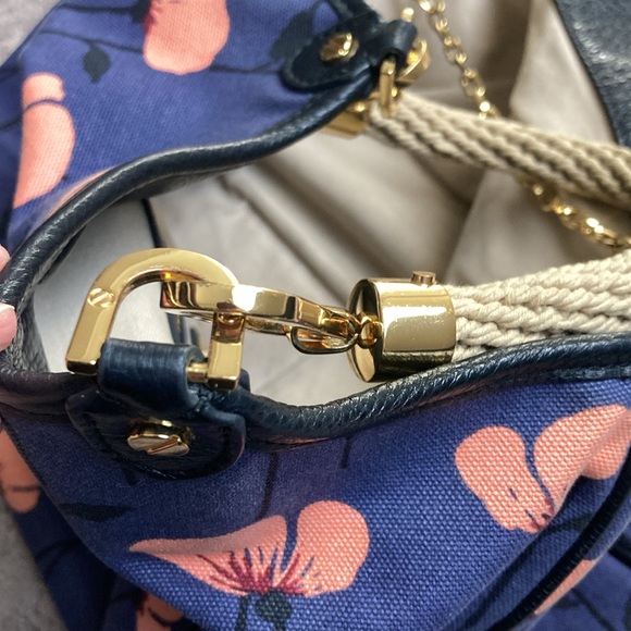 Tory Burch Channing Floral Print Canvas & Leather Tote - Picture 14 of 16